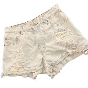 Levi's 501 original shorts in light wash blue